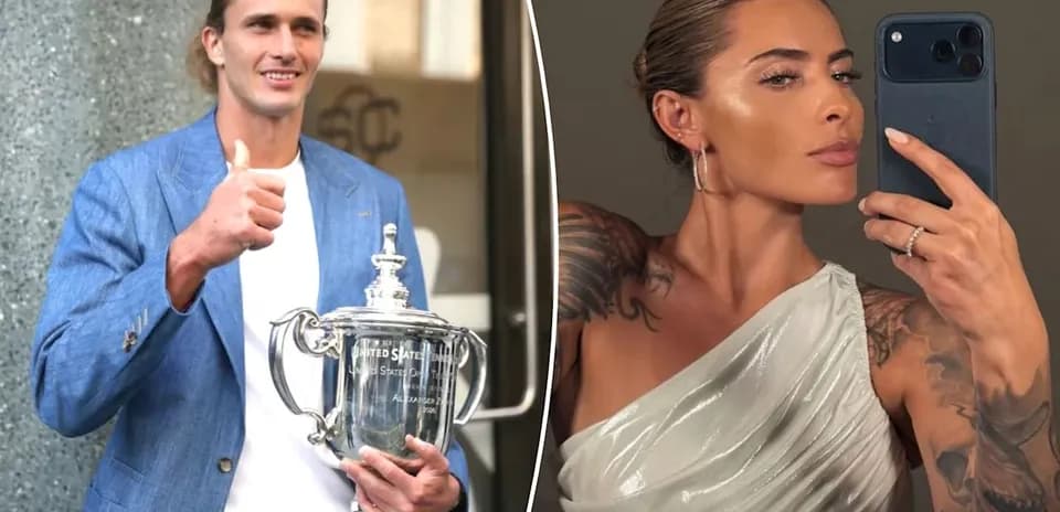 Tenista posando con trofeo y mujer tomando selfie