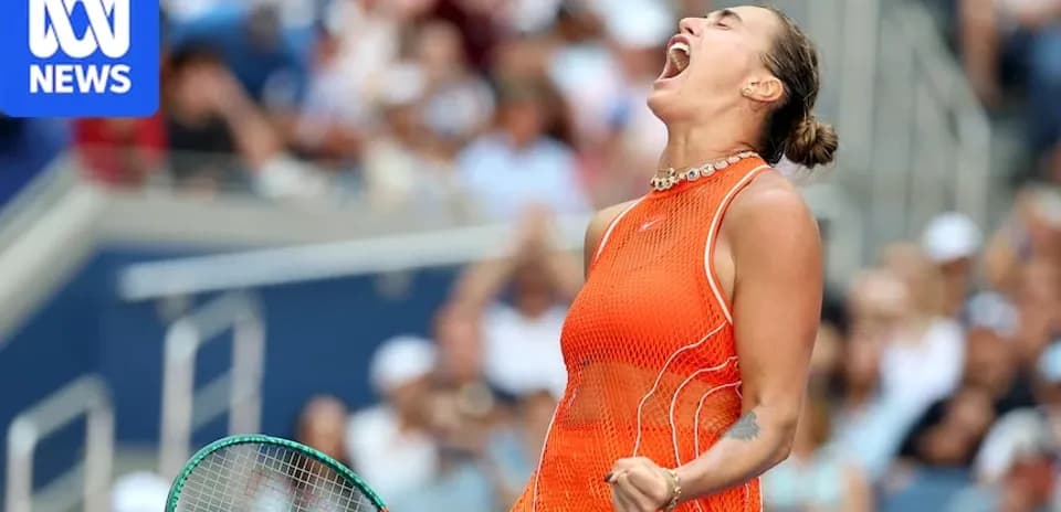 Jugadora de tenis celebrando en el torneo