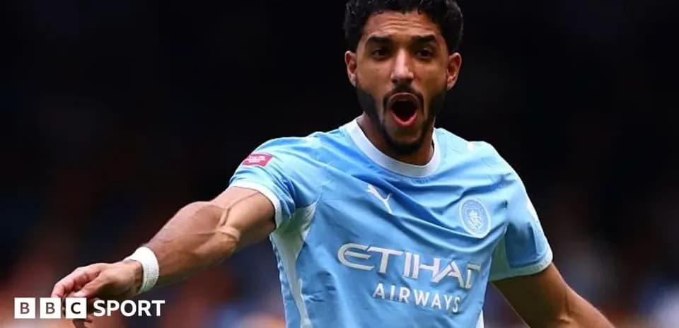 Jugador de Manchester City celebrando una jugada
