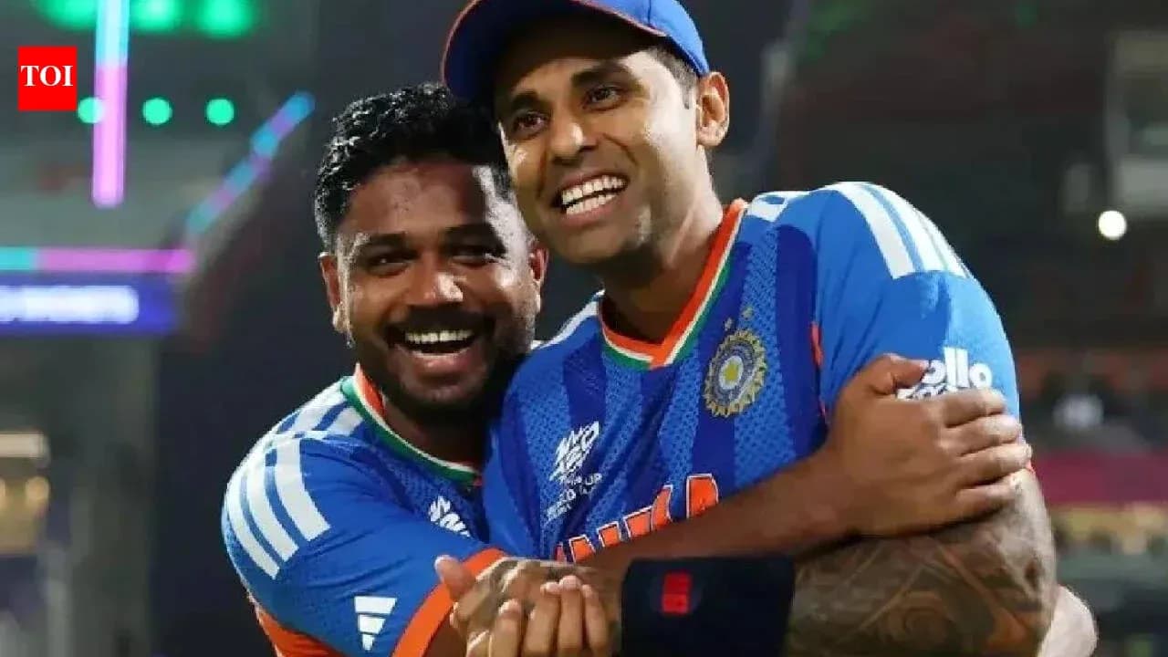 Jugadores de cricket celebrando en el campo