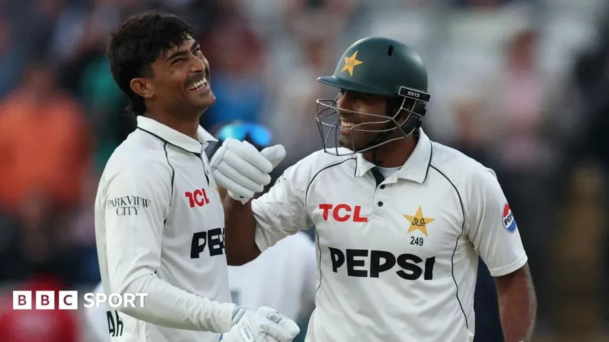 Jugadores de Pakistán celebrando durante un partido