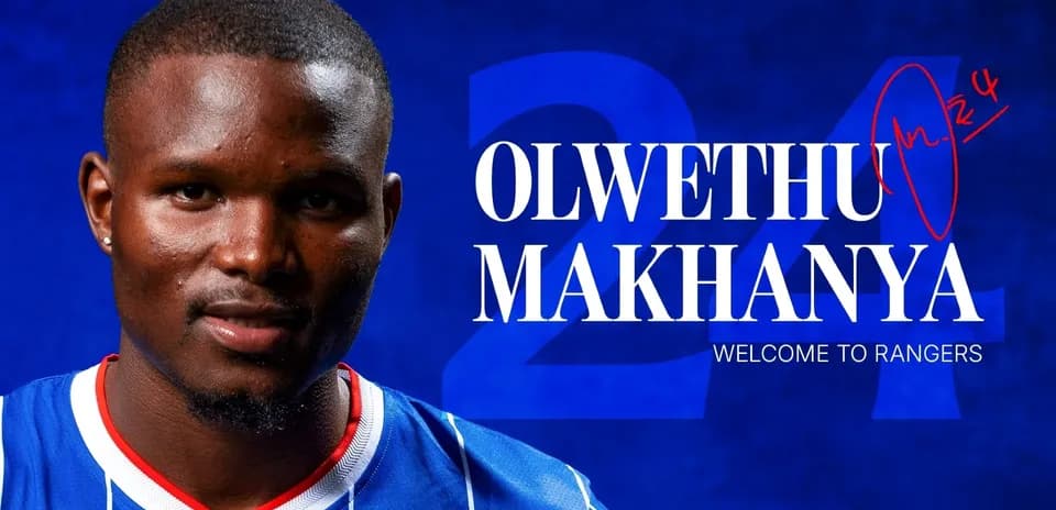 Olwethu Makhanya en camiseta de Rangers