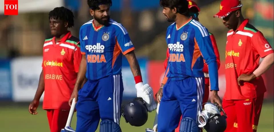 Jugadores de cricket de India y Zimbabwe en el campo