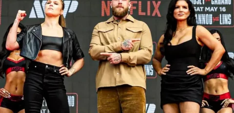 Ronda Rousey y Gina Carano en evento promocional