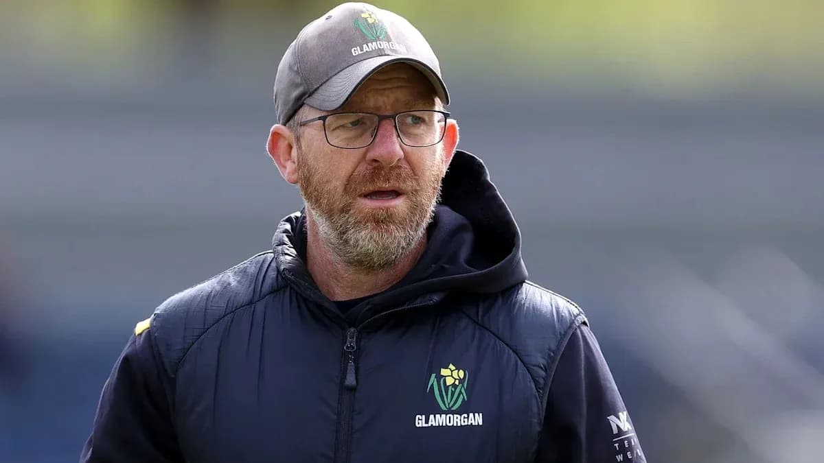 Entrenador de Glamorgan en campo de entrenamiento