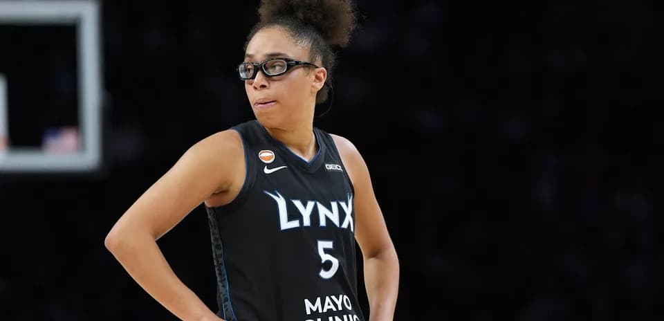 Jugadora de Lynx en acción durante un partido