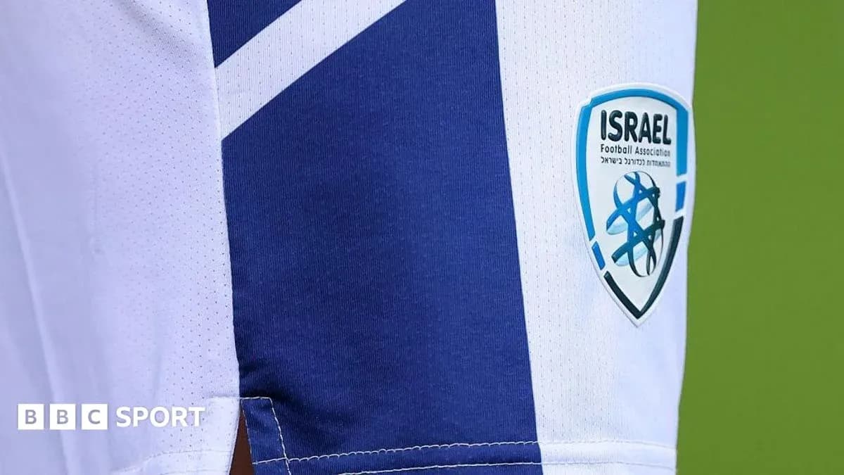 Logo de la Asociación de Fútbol de Israel en camiseta Logo de la Asociación de Fútbol de Israel en camiseta