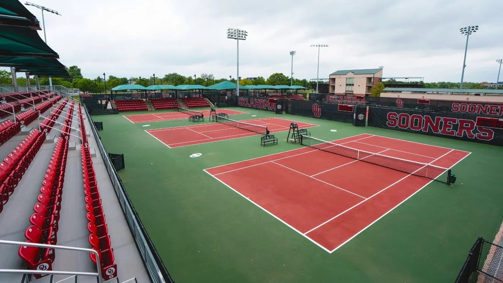Cancha de tenis de la Universidad de Oklahoma Cancha de tenis de la Universidad de Oklahoma