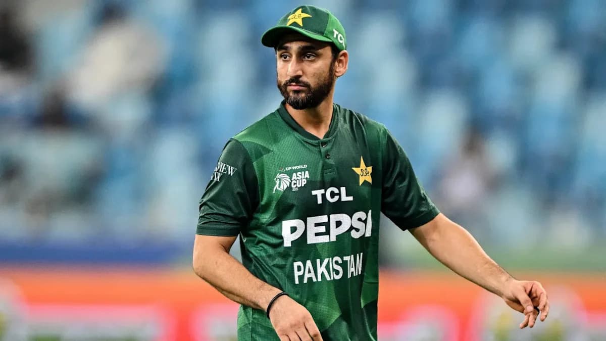 Sahibzada Farhan será el nuevo capitán de Pakistán en T20I tras la salida de Salman Ali Agha Sahibzada Farhan será el nuevo capitán de Pakistán en T20I tras la salida de Salman Ali Agha